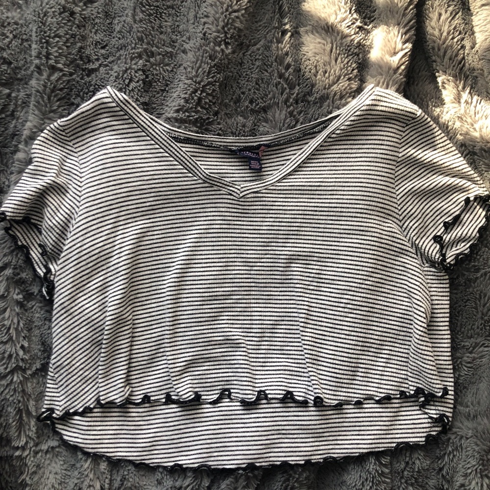 Aeropostale crop top